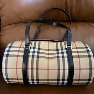 Burberry nova check bag